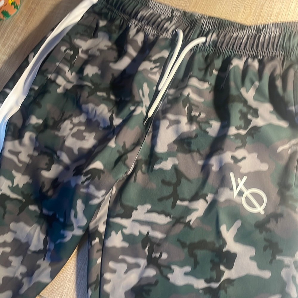 Like new Vanquish joggers